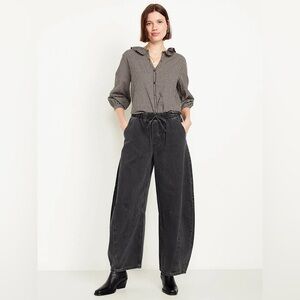 NWT! Old Navy Black High-Waisted Pull-On Barrel Jeans 🩷789109
